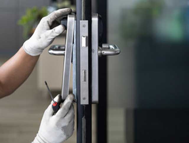 Schlüsselnotdienst & Türöffnungen