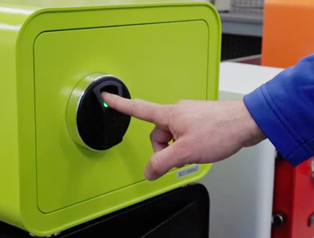 Briefkastenanlagen & Tresore